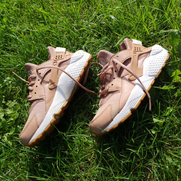 Nike Huarache Dusty Pink Womens 6.5